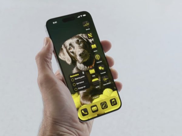 How to change iPhone app colors and theme in iOS 18