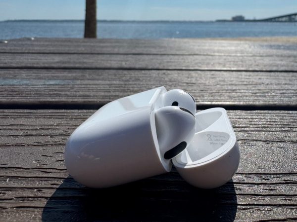 Here’s how to turn off each ‘intelligent’ AirPods Pro 2 feature