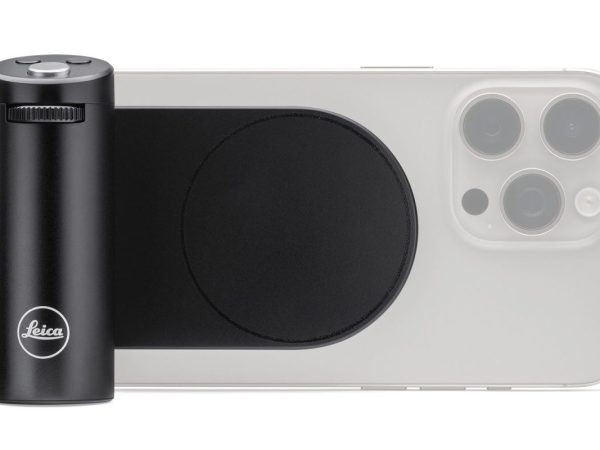 The Leica LUX grip for iPhone is a cute accessory with truly Leica-like pricing