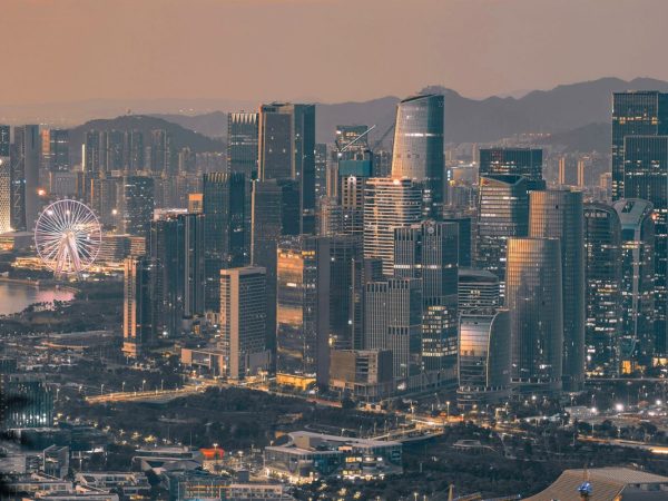 Many iPhones stolen in the US and Europe end up in one building in China