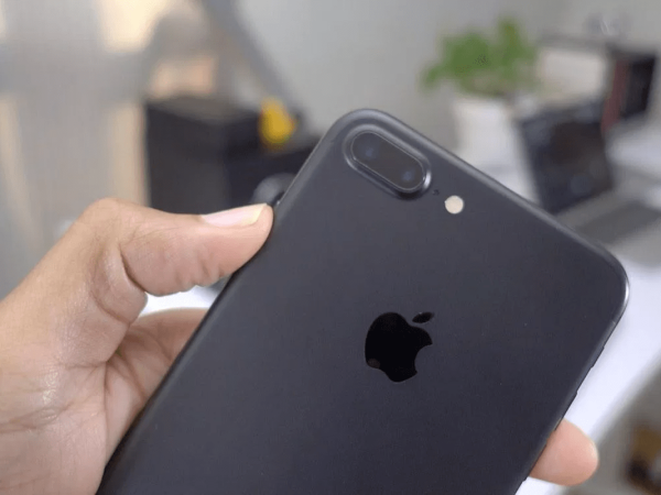 Apple just added two additional iPhone models to its ‘vintage’ products list